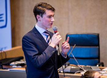 Debatteren kun je leren Debatteren kun je leren