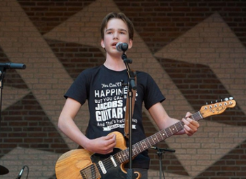 Make music! Make music!